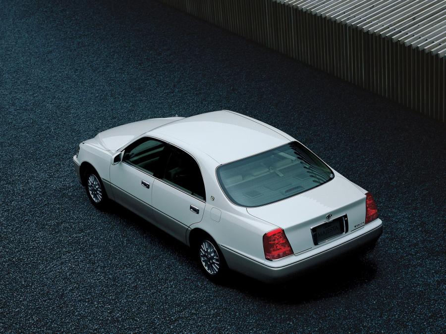  Toyota Crown Majesta 1999 года  (фото 4 из 22)